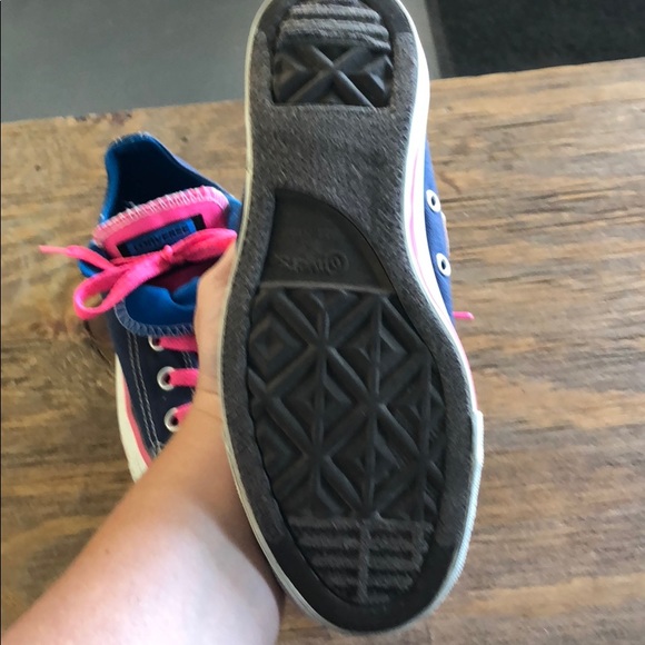 Converse size 4 - Picture 4 of 8